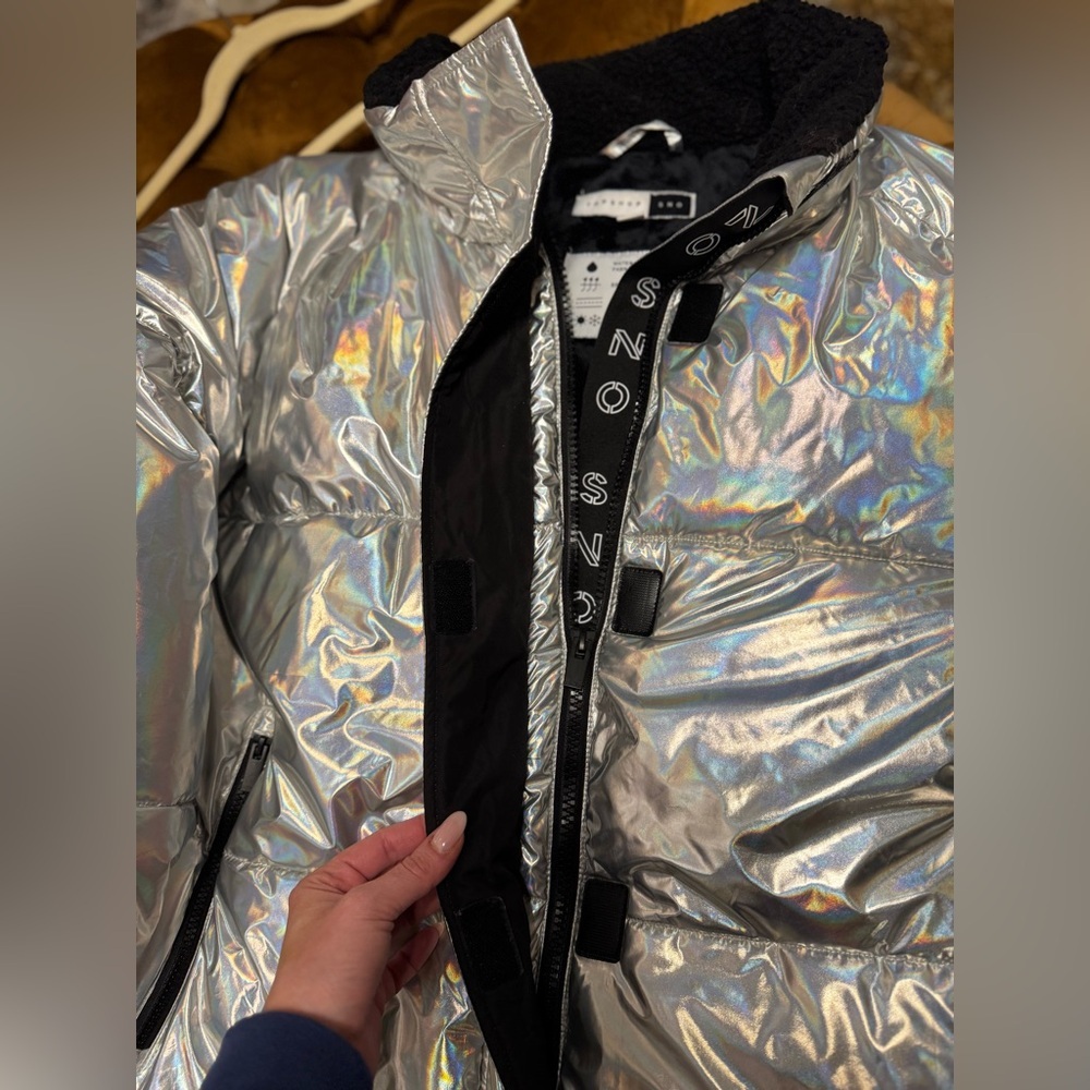 🪩 SNO Iridescent Silver Women's Puffer Jacket - Picture 3 of 6